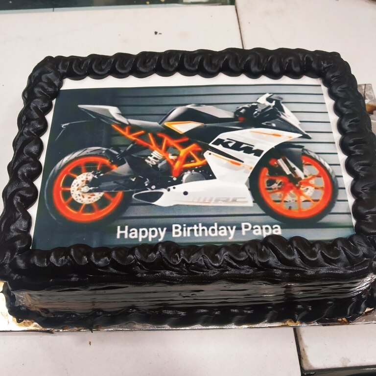 Cup n Cakes - KTM themed cake for a 21st birthday. #KTM... | Facebook