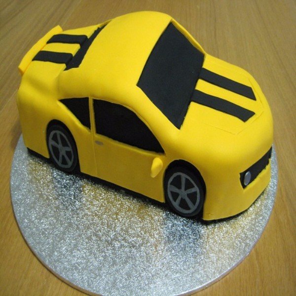 Black Gold Car Cake - LE PETIT EMPIRE Designer Cakes