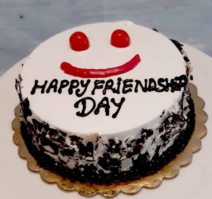 Friends Cake | Happy Friendship Day Cake- Levanilla ::